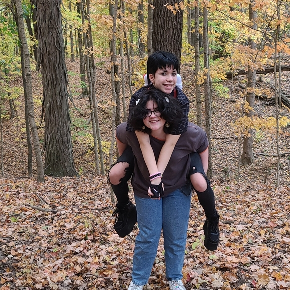 Buy it all so we can start our boutique - Picture 3 of 4